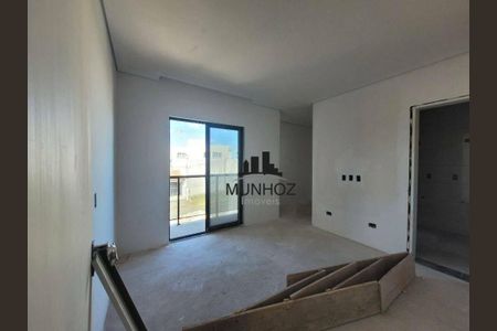 17_photo/94dcfcae63.b0d2f44e534b208d-ATLAS-95dc566e-2ce2-40ca-8d47-001088f3d5e6.jpg de casa à venda com 3 quartos, 117m² em Capão Raso, Curitiba