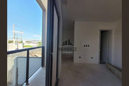 18_photo/94dcfcae63.b0d2f44e534b208d-ATLAS-b0f0384b-632b-4a54-a047-be45cc5a046f.jpg de casa à venda com 3 quartos, 117m² em Capão Raso, Curitiba