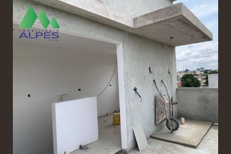 21_photo/94dcfcae63.c3b9fb60c1df5c5a-ATLAS-6be13a5b-d3b7-4c40-9f8d-12b123c9698a.jpg de casa à venda com 3 quartos, 117m² em Capão Raso, Curitiba