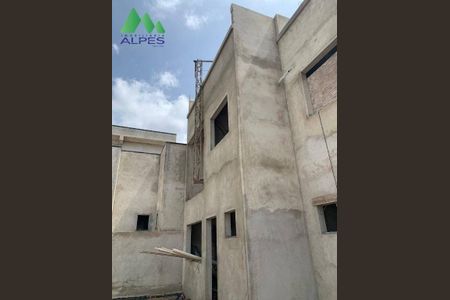 13_photo/94dcfcae63.c3b9fb60c1df5c5a-ATLAS-6dcdd177-4675-4217-b2c5-7cd938dda2a6.jpg de casa à venda com 3 quartos, 117m² em Capão Raso, Curitiba