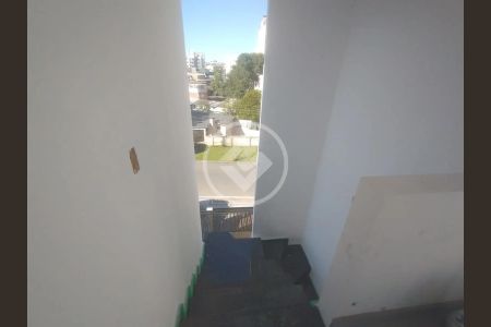 4_photo/94dcfcae77.8cbbc6e43ead3576-ATLAS-c9dc6f3d-daab-45ef-8031-bb831acefb9c.jpg de casa à venda com 3 quartos, 128m² em Capão Raso, Curitiba