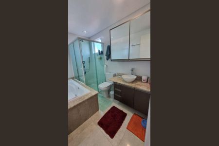 8_photo/94dcfcae79.1ad5fb952b026013-ATLAS-e881fe53-4b4b-4479-930e-a4ccc3b480a0.jpg de apartamento à venda com 3 quartos, 155m² em Capão Raso, Curitiba