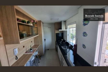 9_photo/94dcfcae79.761b5a350bd2fca8-ATLAS-1c1beb6e-9bfe-4f86-8203-a631d2a79b29.jpg de apartamento à venda com 3 quartos, 155m² em Capão Raso, Curitiba