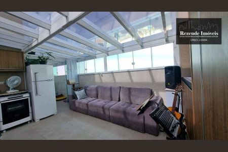 5_photo/94dcfcae79.761b5a350bd2fca8-ATLAS-cb8cf4a4-dcd3-4015-8db2-646657cb292f.jpg de apartamento à venda com 3 quartos, 155m² em Capão Raso, Curitiba