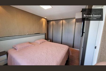 4_photo/94dcfcae79.761b5a350bd2fca8-ATLAS-d5315996-5f93-489b-a42c-fd46983d2d5e.jpg de apartamento à venda com 3 quartos, 155m² em Capão Raso, Curitiba