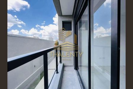 25_photo/94dcfcae7b.ec45c5915be217bb-ATLAS-191da62e-4df4-4d30-85da-d518cfcab712.jpg de casa à venda com 3 quartos, 127m² em Capão Raso, Curitiba