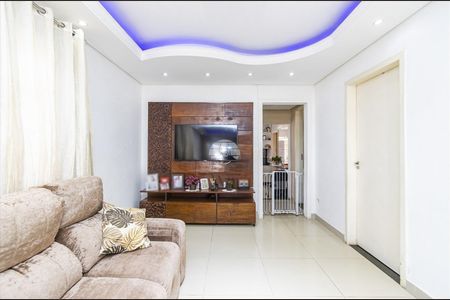 4_photo/94dcfcaf39.d1265443f33742d1-ATLAS-e6c8545c-f3cf-460b-a028-e52305928c5e.jpg de casa à venda com 3 quartos, 120m² em Capão Raso, Curitiba