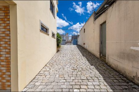 2_photo/94dcfcafb3.4e1a6e6486a440d9-ATLAS-124d10a7-dcce-4a16-ab46-ae57bd54fc43.jpg de casa à venda com 4 quartos, 370m² em Capão Raso, Curitiba