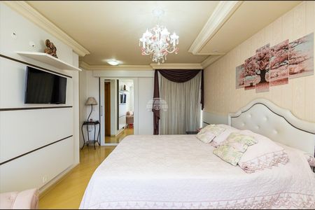 11_photo/94dcfcafb3.4e1a6e6486a440d9-ATLAS-764283aa-58b1-4781-b4d1-ed034e4380e5.jpg de casa à venda com 4 quartos, 370m² em Capão Raso, Curitiba