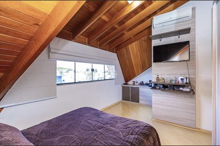 7_photo/94dcfcafb3.4e1a6e6486a440d9-ATLAS-bc9619e3-7e19-4b48-b091-b5477315d1b3.jpg de casa à venda com 4 quartos, 370m² em Capão Raso, Curitiba