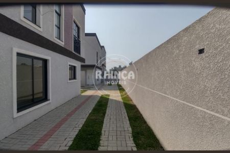 7_photo/94dcfcb099.d8060bf98f431692-ATLAS-e62e5d39-c7b6-469a-9335-643dca5e27cb.jpg de casa à venda com 3 quartos, 108m² em Capão Raso, Curitiba