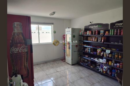 32_photo/94dcfcb113.39a6869df7deb21f-ATLAS-ac40c5a3-bb22-43a9-8860-7148ae929f06.jpg de apartamento à venda com 3 quartos, 66m² em Capão Raso, Curitiba