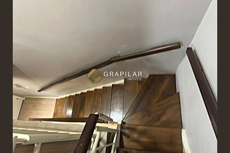 18_photo/94dcfcb113.39a6869df7deb21f-ATLAS-cd823c21-48e4-45ec-898c-7c941c241f59.jpg de apartamento à venda com 3 quartos, 66m² em Capão Raso, Curitiba