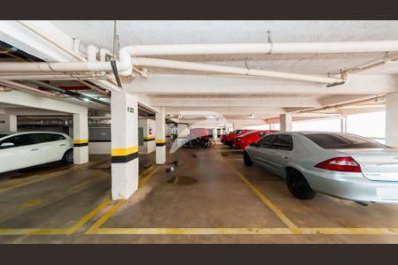 29_photo/94dcfcb14d.3256135c84f0f85f-ATLAS-9febc45e-34dc-4899-b043-07e95daa12d6.jpg de apartamento à venda com 3 quartos, 85m² em Capão Raso, Curitiba