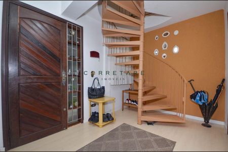 11_photo/94dcfcb197.8406d85b1cc03178-ATLAS-3bf34b8e-bf1d-4435-9af8-a1dc98cefb60.jpg de apartamento à venda com 3 quartos, 156m² em Capão Raso, Curitiba