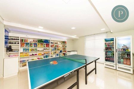 4_photo/94dcfcb21b.d74115bc51103eab-ATLAS-3767a0ec-9b52-4982-ae15-e81c5773e086.jpg de apartamento à venda com 2 quartos, 74m² em Capão Raso, Curitiba