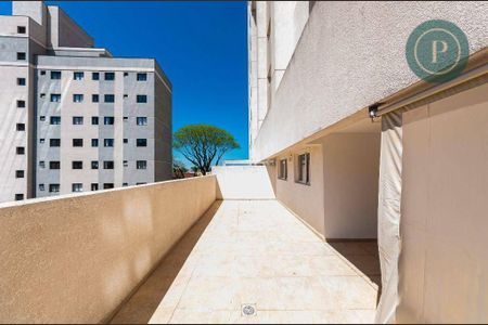 3_photo/94dcfcb21b.d74115bc51103eab-ATLAS-d6fb1a39-fd7c-4b88-855e-a9f8df16e17e.jpg de apartamento à venda com 2 quartos, 74m² em Capão Raso, Curitiba