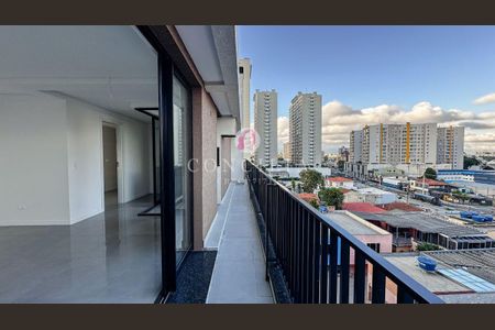 5_photo/94dcfcb25b.f861ecc718bdcbd7-ATLAS-5c3da529-7230-4da6-8f4b-ab0f537378c6.jpg de apartamento à venda com 2 quartos, 140m² em Capão Raso, Curitiba