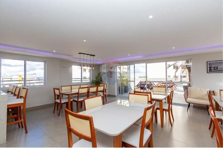 8_photo/94dcfcb2d5.7954feb32d1ae247-ATLAS-46a0a930-3e78-402f-8596-4d6a59ada5e3.jpg de apartamento à venda com 2 quartos, 42m² em Capão Raso, Curitiba