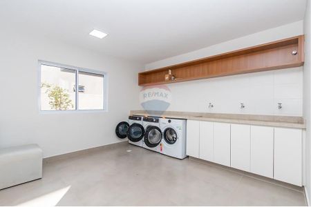 10_photo/94dcfcb2d5.7954feb32d1ae247-ATLAS-5d541ac3-7133-4c42-b6fe-719f31b6b8df.jpg de apartamento à venda com 2 quartos, 42m² em Capão Raso, Curitiba