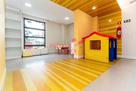 8_photo/94dcfcb2df.181e5337ee556dd3-ATLAS-e361b5d6-d1c2-40b5-aa41-9da5b0932b7d.jpg de apartamento à venda com 2 quartos, 68m² em Capão Raso, Curitiba