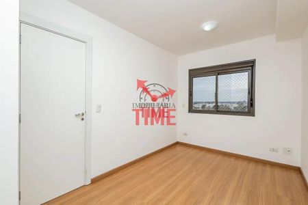 14_photo/94dcfcb2df.4f78f5db114c92cc-ATLAS-a14b5f05-6f9f-469a-8a24-17a66a7191e6.jpg de apartamento para alugar com 2 quartos, 60m² em Capão Raso, Curitiba