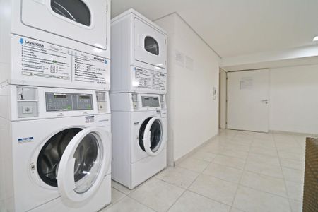 5_photo/94dcfcb2df.5af647868af23562-ATLAS-2461484d-5b71-4ddb-9dc8-77e55f0d3b5d.jpg de apartamento à venda com 2 quartos, 68m² em Capão Raso, Curitiba