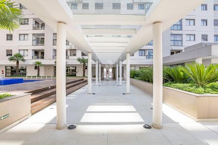 2_photo/94dcfcb2df.c4adae1457a53f5a-ATLAS-8a3d661a-2da2-4571-aa0a-f1aadfcf9e4a.jpg de apartamento à venda com 3 quartos, 78m² em Capão Raso, Curitiba