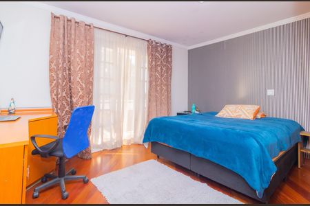 1_photo/94dcfcb2ef.2f15d505e37c7ac5-ATLAS-0c0c9a8b-8f84-4a44-89a1-4f0680dbe05e.jpg de casa à venda com 4 quartos, 271m² em Capão Raso, Curitiba