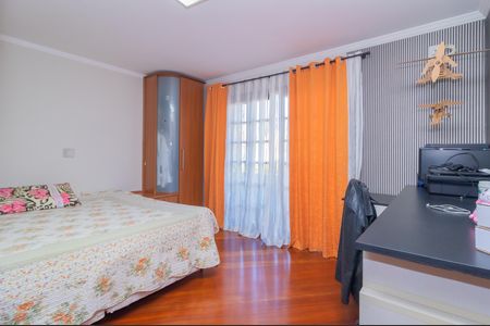 12_photo/94dcfcb2ef.2f15d505e37c7ac5-ATLAS-95d873a7-1a33-4dff-81e1-db301274d1a5.jpg de casa à venda com 4 quartos, 271m² em Capão Raso, Curitiba