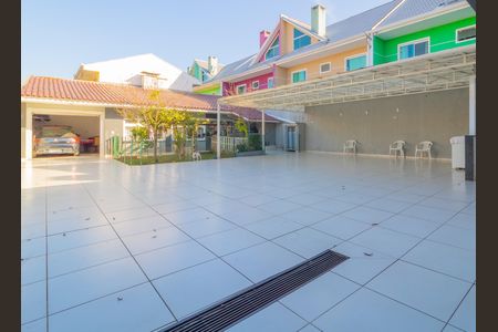 6_photo/94dcfcb2ef.2f15d505e37c7ac5-ATLAS-979e4c89-5983-4eb2-a2c2-d7cad74658de.jpg de casa à venda com 4 quartos, 271m² em Capão Raso, Curitiba