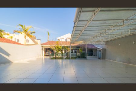 8_photo/94dcfcb2ef.2f15d505e37c7ac5-ATLAS-b4eadc18-8e9c-44ac-af3e-bdcede516a0a.jpg de casa à venda com 4 quartos, 271m² em Capão Raso, Curitiba