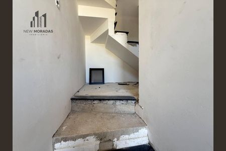 3_photo/94dcfcb2f1.2f15d505e37c7ac5-ATLAS-e2a92830-dd70-4636-9948-9a7938e680af.jpg de casa à venda com 3 quartos, 140m² em Capão Raso, Curitiba