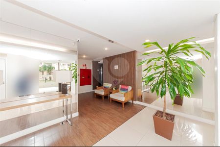 4_photo/94dcfcb2fb.cc80a849dbb3670d-ATLAS-4623eabd-80a2-44f3-8a39-90cef5e4414b.jpg de apartamento à venda com 3 quartos, 77m² em Capão Raso, Curitiba