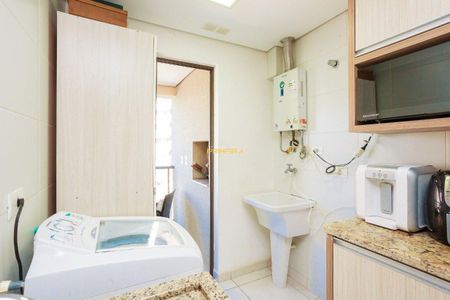 4_photo/94dcfcb31b.04a823dc9d4d949a-ATLAS-cbdfd73a-060e-4f79-8b90-9b3a46ae1afd.jpg de apartamento à venda com 0 quarto, 69m² em Capão Raso, Curitiba