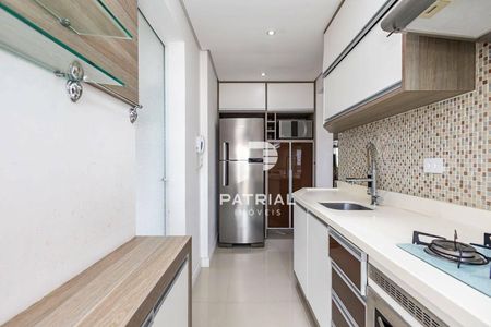 4_photo/94dcfcb31f.4b1992a7ab35c141-ATLAS-ca350701-29fb-465e-953b-d304bb3d489f.jpg de apartamento à venda com 3 quartos, 78m² em Capão Raso, Curitiba