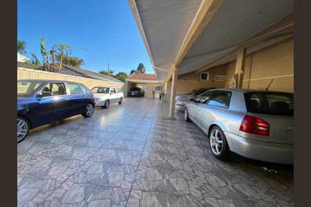 8_photo/94dcfcb35d.5a85c5bdfef41cf9-ATLAS-5f30fe26-79de-4c08-b7d3-5e569f026b89.jpg de casa à venda com 3 quartos, 290m² em Capão Raso, Curitiba