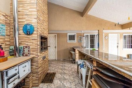 11_photo/94dcfcb35d.5a85c5bdfef41cf9-ATLAS-75f6008d-b7b2-413c-bf97-8fbec5335e14.jpg de casa à venda com 3 quartos, 240m² em Capão Raso, Curitiba