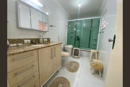 4_photo/94dcfcb35d.5a85c5bdfef41cf9-ATLAS-87bdf1a2-3ab8-488d-94f4-12abe569d494.jpg de casa à venda com 3 quartos, 290m² em Capão Raso, Curitiba