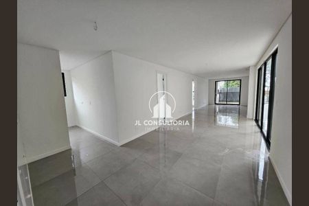 1_photo/94dcfcb3ab.d8020295a8e0d09f-ATLAS-03164650-a54c-4a8f-b59c-0476ecdaed93.jpg de apartamento à venda com 3 quartos, 129m² em Capão Raso, Curitiba