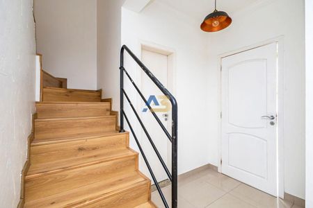 7_photo/94dcfcb3c9.1aa5b8f538f3adaf-ATLAS-8c3cc185-b3ae-496a-bdc2-394f9db9af96.jpg de casa à venda com 3 quartos, 99m² em Capão Raso, Curitiba