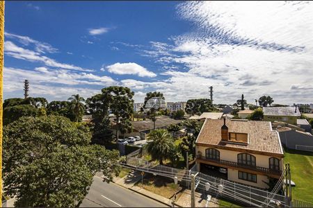 12_photo/94dcfcb461.3e43e931c0f48b16-ATLAS-6bccd7f6-661e-42cb-9a43-0b08d08f6d99.jpg de apartamento à venda com 2 quartos, 54m² em Capão Raso, Curitiba