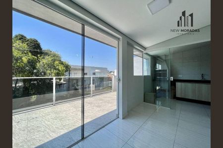 23_photo/94dcfcb4ab.2f15d505e37c7ac5-ATLAS-def05e41-bea4-4a18-9211-c8d514a586e2.jpg de casa à venda com 4 quartos, 150m² em Capão Raso, Curitiba