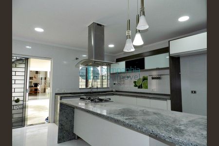 7_photo/94dcfcb4af.be31b5bde481aac2-ATLAS-54377288-c1ae-4248-b36a-dff4be88ccd5.jpg de casa à venda com 5 quartos, 430m² em Capão Raso, Curitiba