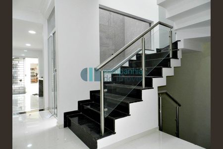 8_photo/94dcfcb4af.be31b5bde481aac2-ATLAS-7ddb07fe-3610-40a3-b2f7-11084ce2e289.jpg de casa à venda com 5 quartos, 430m² em Capão Raso, Curitiba