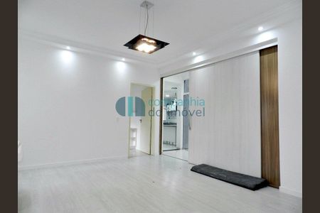 4_photo/94dcfcb4af.be31b5bde481aac2-ATLAS-da7acbaa-064e-421f-81d3-e21485920abf.jpg de casa à venda com 5 quartos, 430m² em Capão Raso, Curitiba