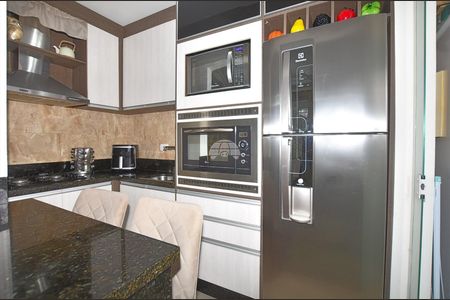 4_photo/94dcfcb4c7.36ed8a8ad0c4fd8d-ATLAS-9c977b46-a31b-4678-ad91-9d9137131ebc.jpg de apartamento à venda com 2 quartos, 50m² em Cidade Industrial de Curitiba, Curitiba