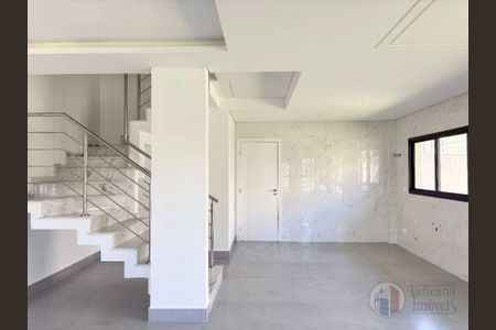 7_photo/94dcfcb693.f2c8c659ffa0a6bc-ATLAS-181d967b-228a-4bdc-b7d2-c6c81da04433.jpg de casa à venda com 3 quartos, 131m² em Capão Raso, Curitiba