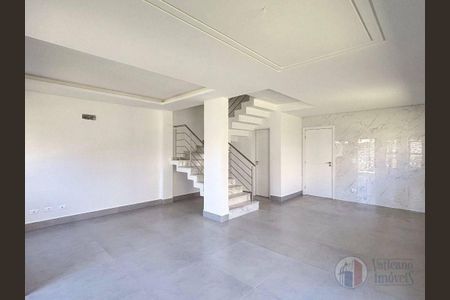 12_photo/94dcfcb693.f2c8c659ffa0a6bc-ATLAS-366230e5-3e5b-4317-b032-3bba72515a0e.jpg de casa à venda com 3 quartos, 131m² em Capão Raso, Curitiba