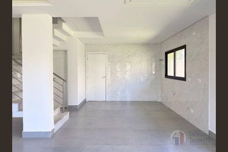 8_photo/94dcfcb693.f2c8c659ffa0a6bc-ATLAS-56981ce6-cdf1-4bf3-be0a-320f3ad3b68f.jpg de casa à venda com 3 quartos, 131m² em Capão Raso, Curitiba